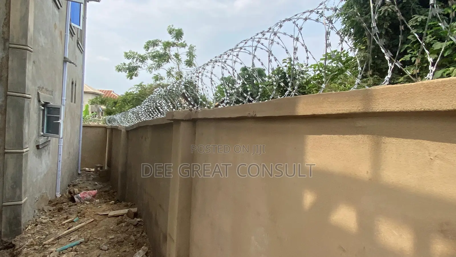 Razor Fence Wire: Perimeter Fencing