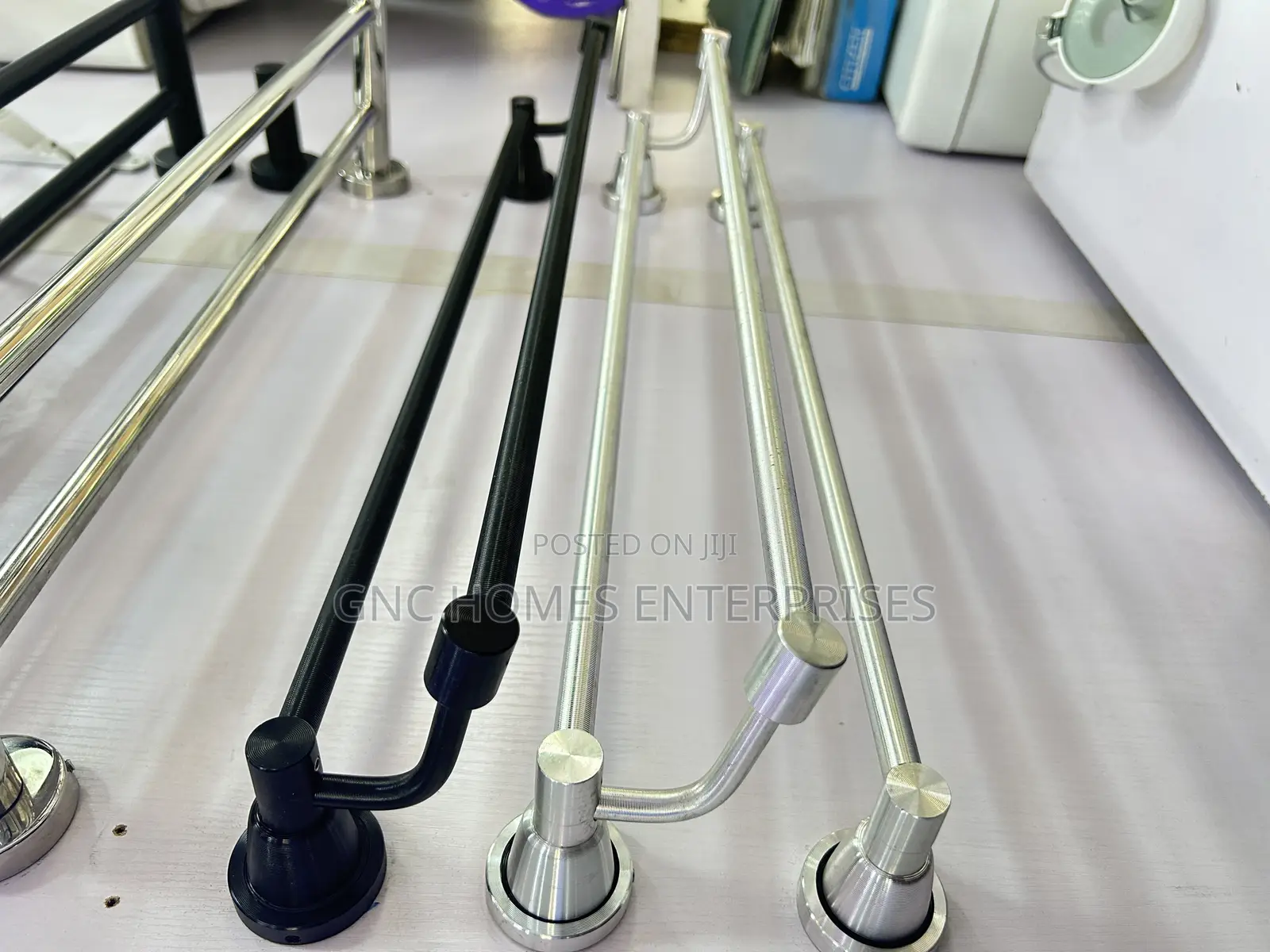 Double-towel Rail Black And Antirust