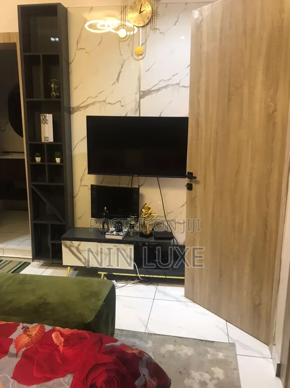 Master Bedroom Going for Daily,Weekly and Monthly Stay