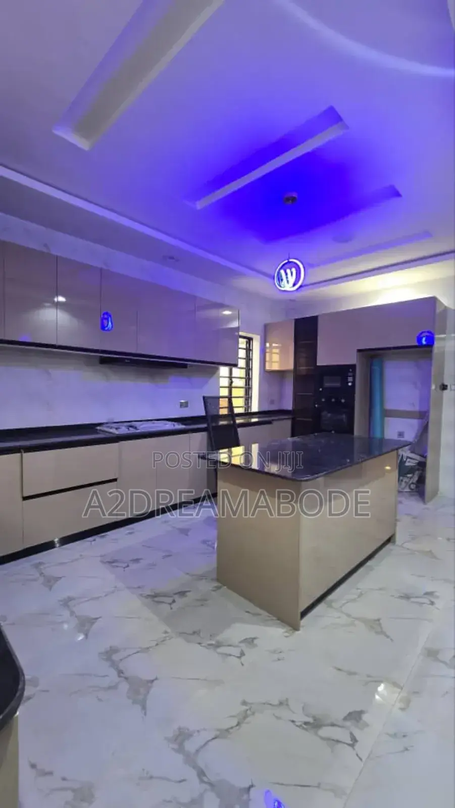 5bdrm Duplex in Omole Phase 2, Ikeja for rent