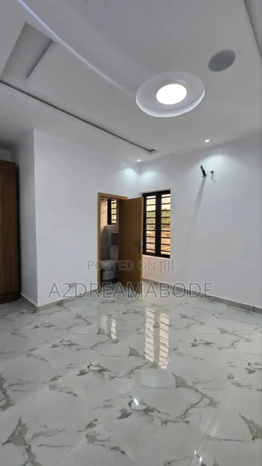 5bdrm Duplex in Omole Phase 2, Ikeja for rent