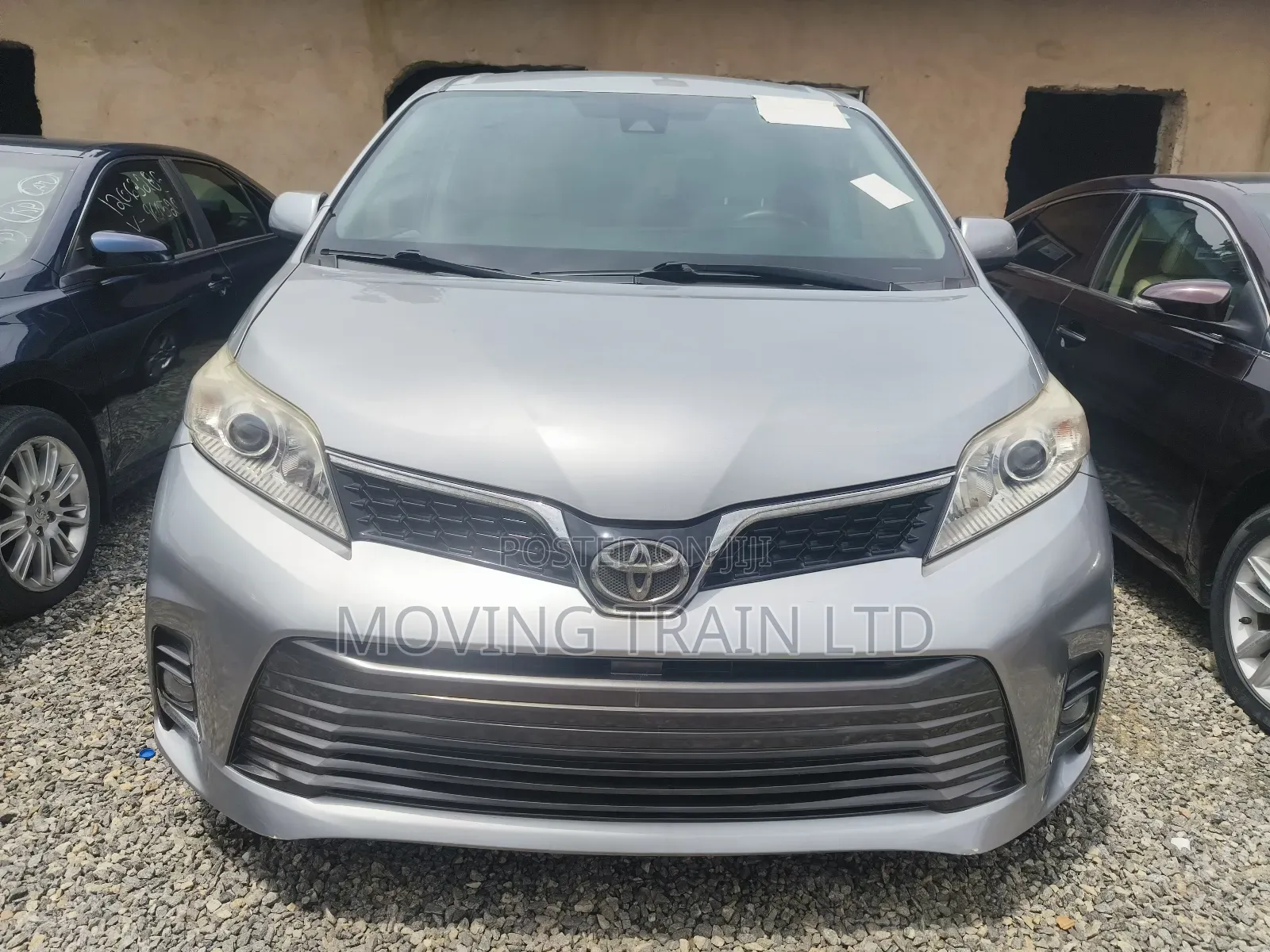 Toyota Sienna LE Mobility Auto Access (3.5L 6cyl 8A) 2018 Silver