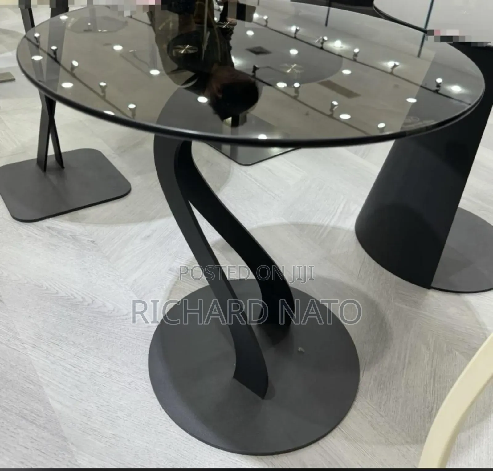 Side Stool Majesty