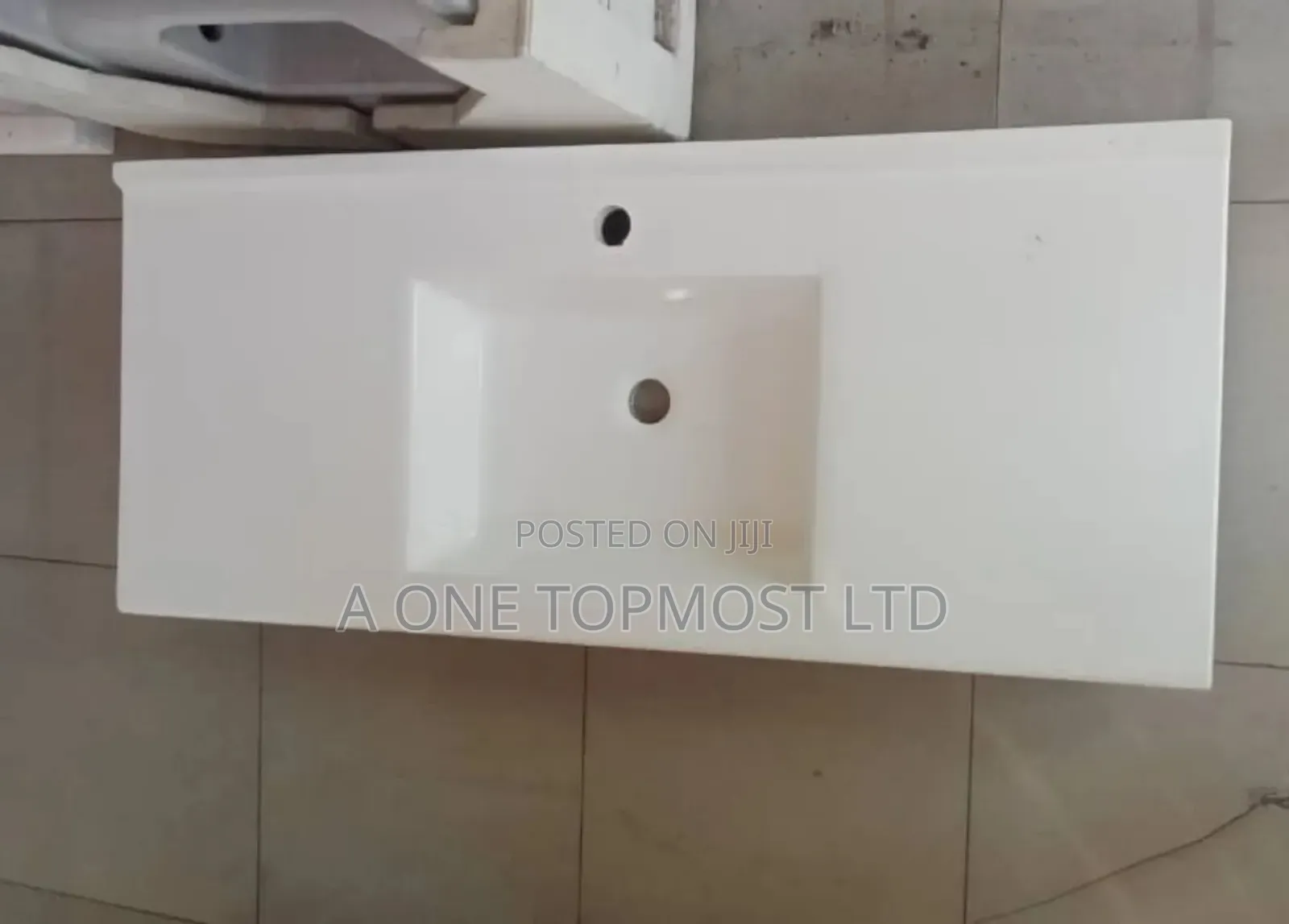 Cabinet Basin (105cm)