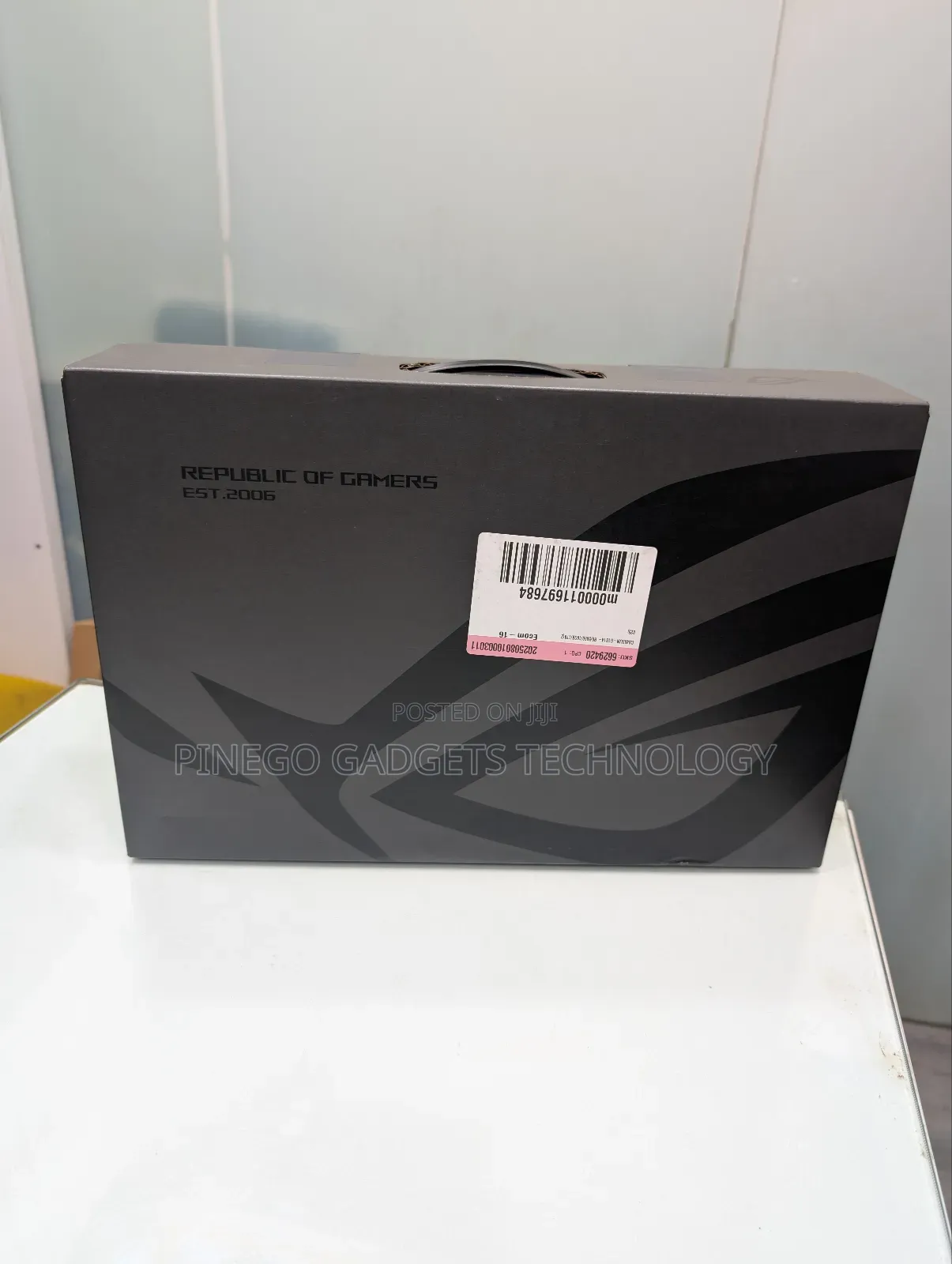 New Laptop Asus ROG Zephyrus G14 16GB AMD Ryzen 9 SSD 1T