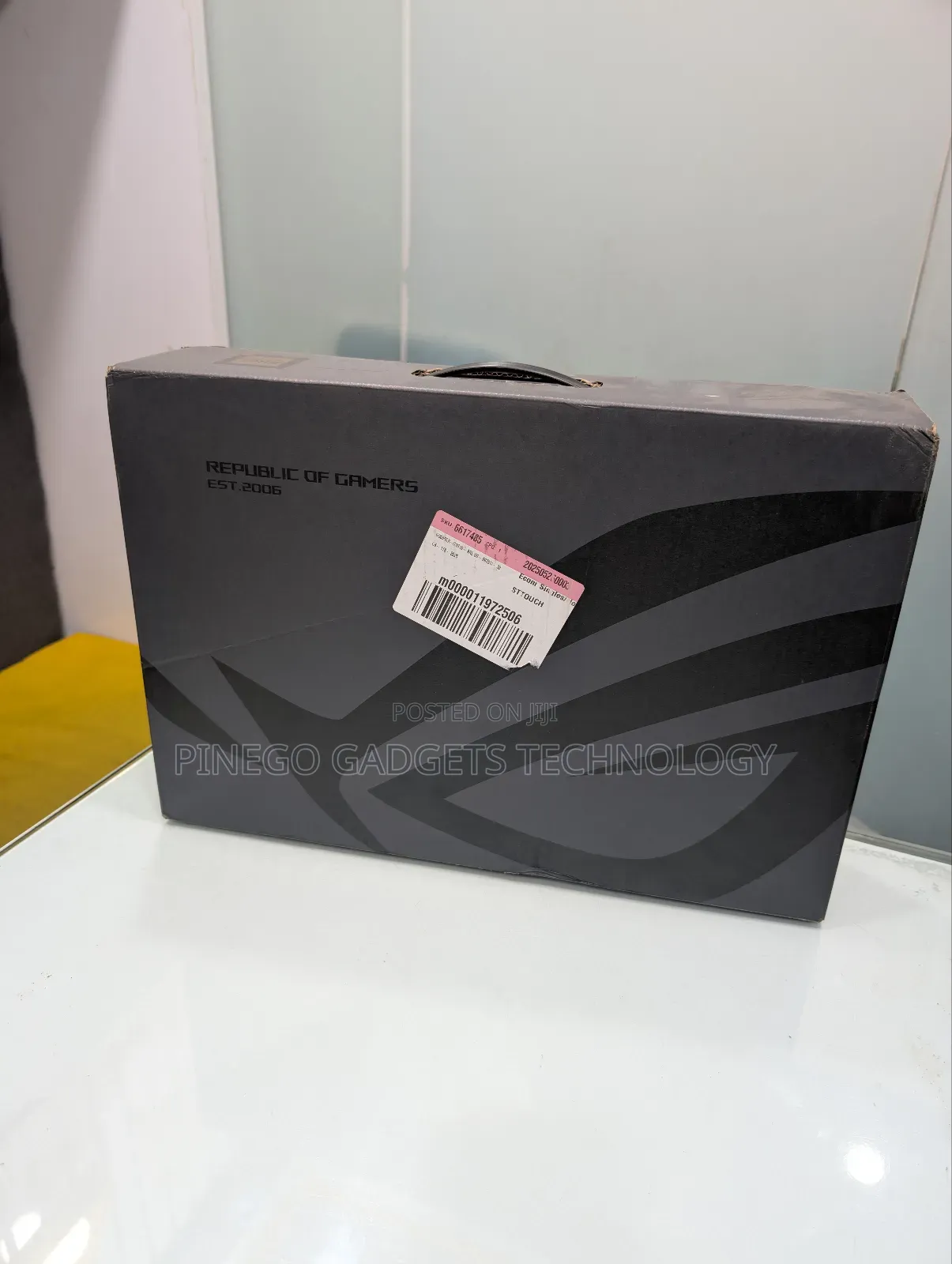 New Laptop Asus ROG Zephyrus G16 32GB Intel Core Ultra 9 SSD 1T