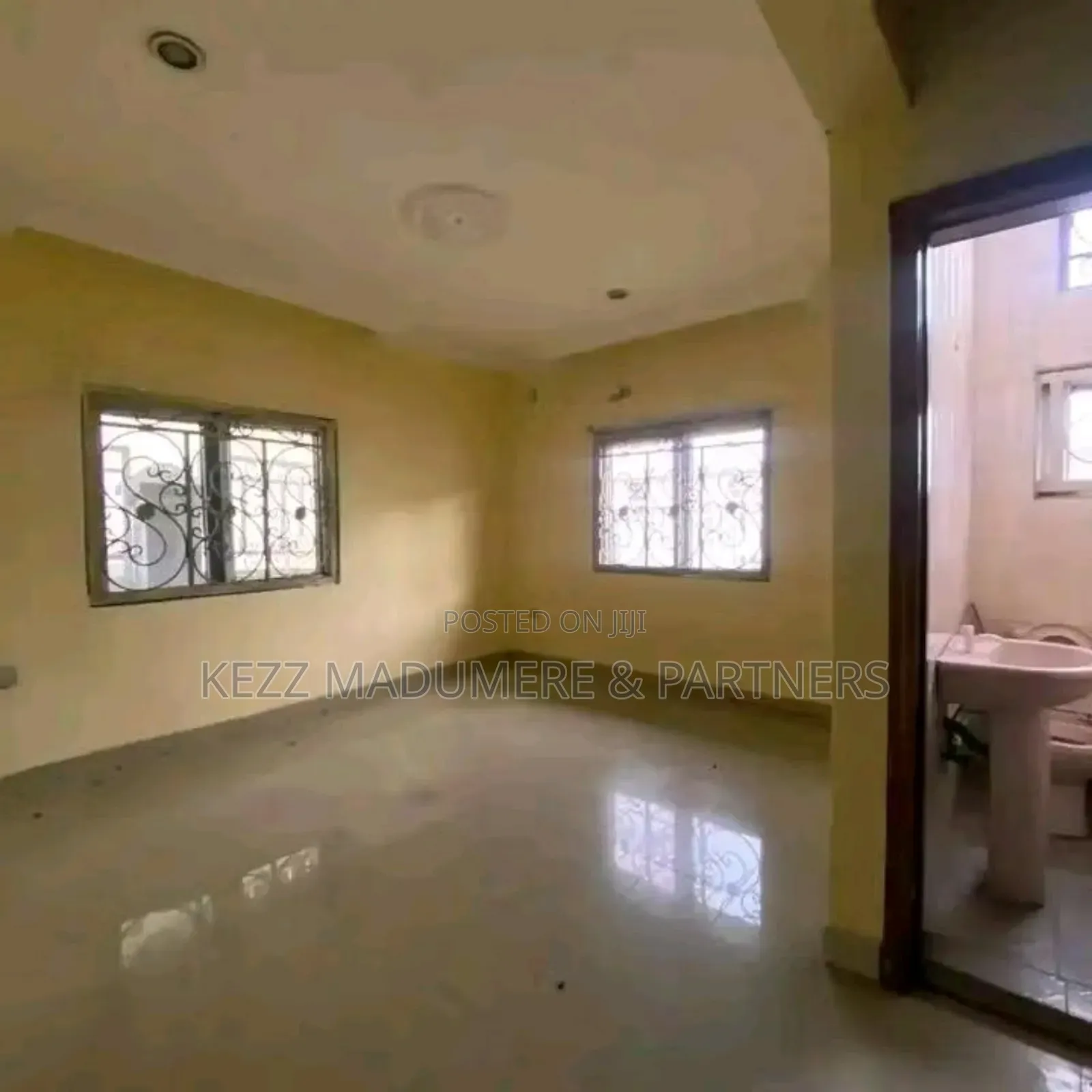 3bdrm Bungalow in Presidential Estate for sale