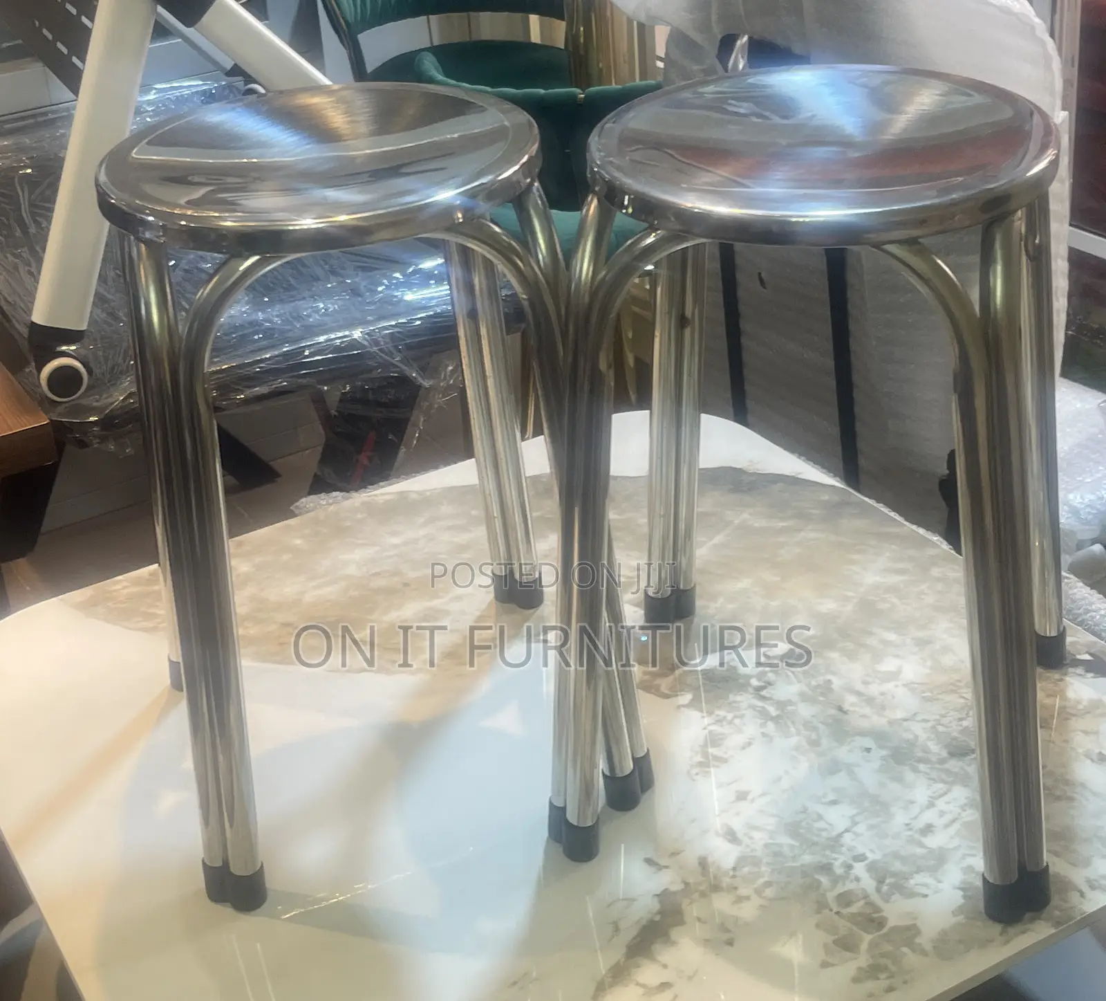 Sleek Sturdy Metal Stool – Modern Industrial Design for Home or Bar
