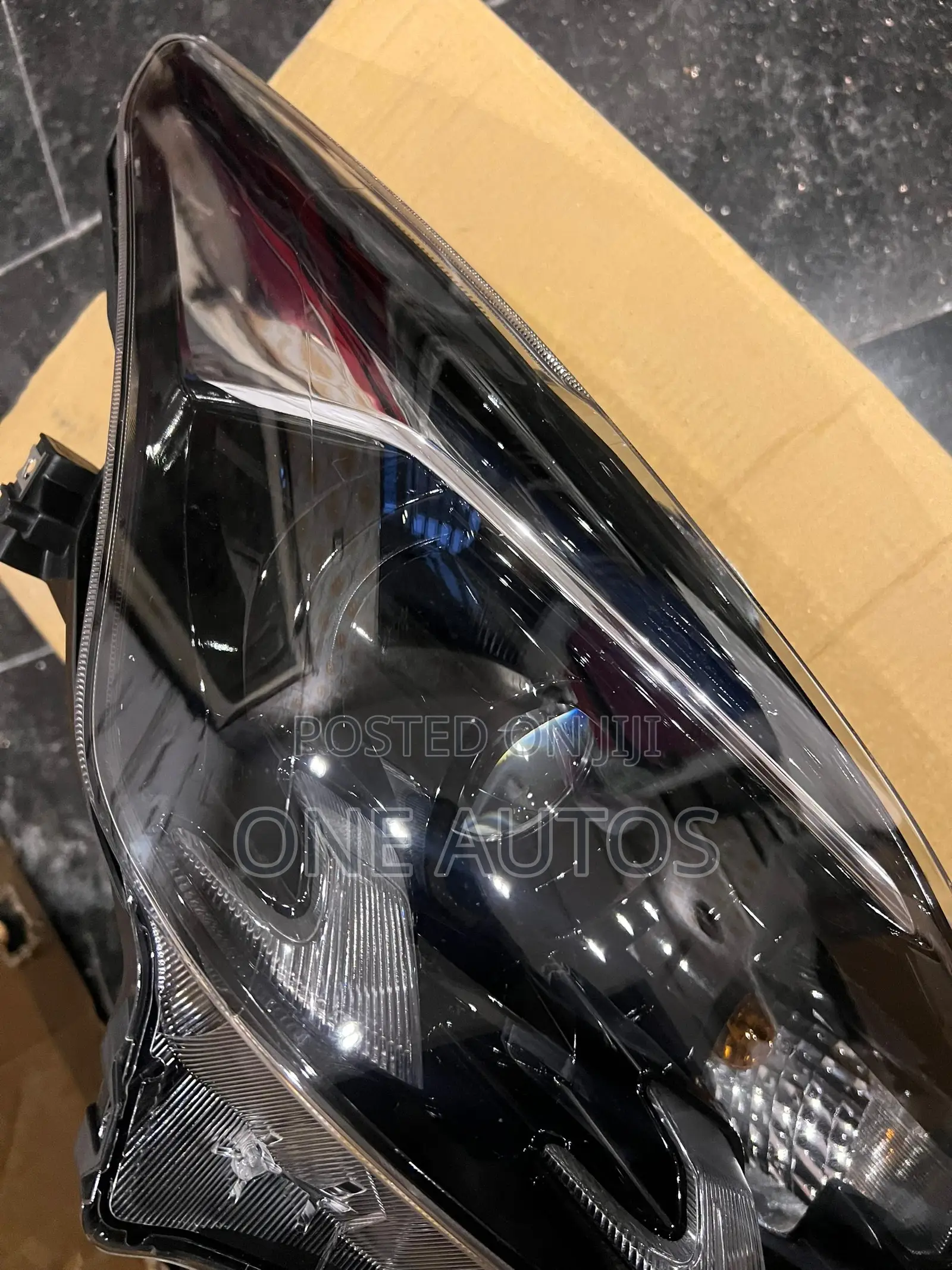 Suzuki Baleno Headlamp