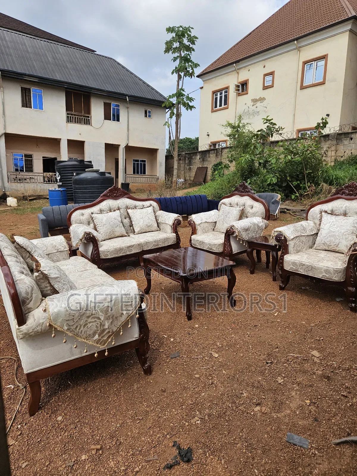 1 Set Of Royal Chairs (Antique Settee)