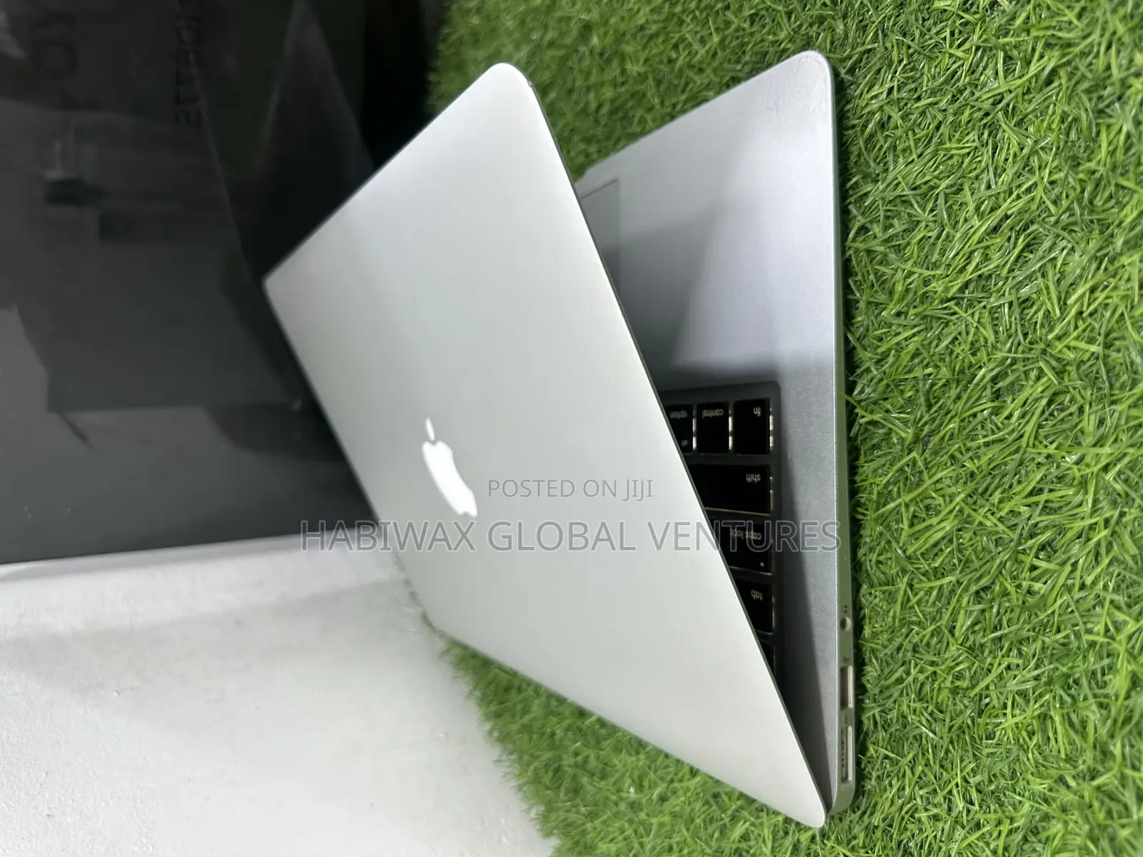 Laptop Apple MacBook Air 2017 8GB Intel Core i5 SSD 256GB