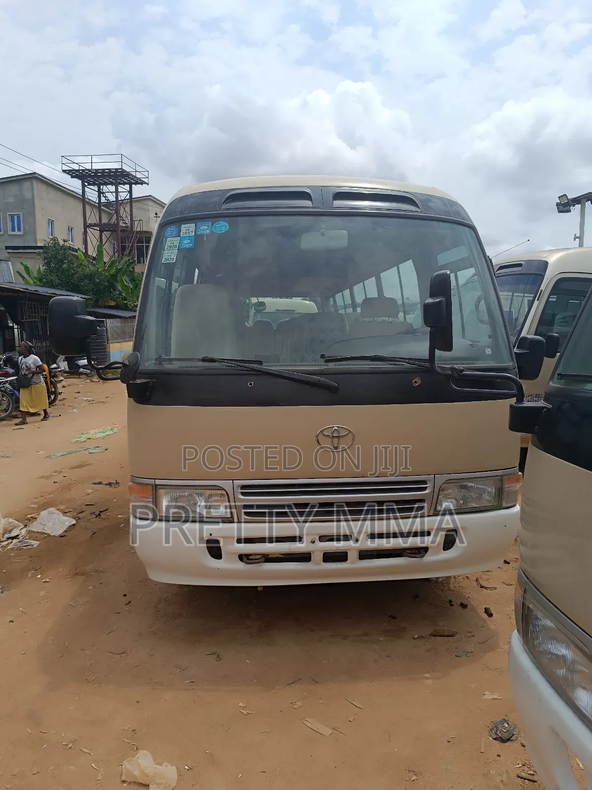 Toyota Coaster 2015 Beige