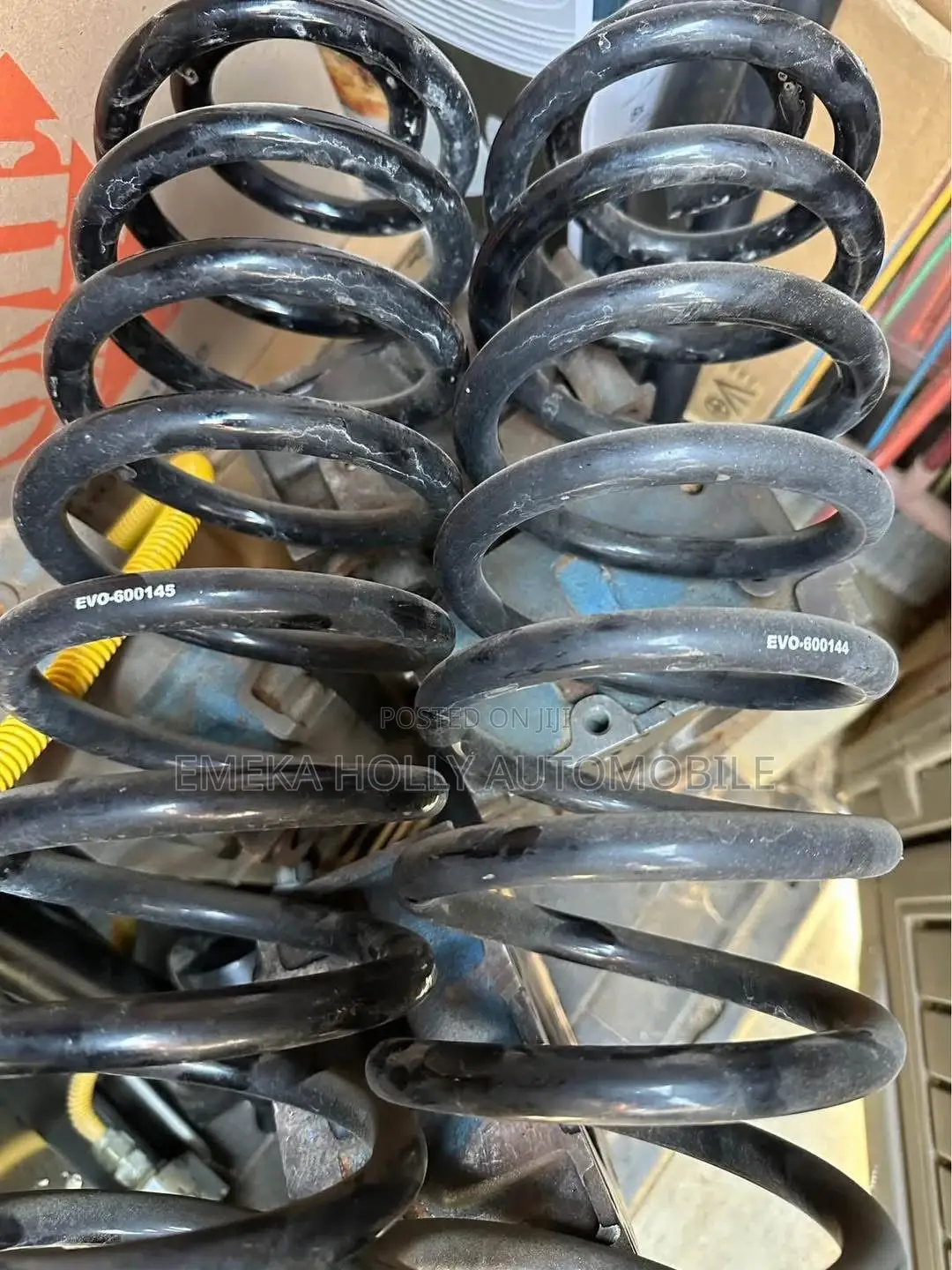 Jeep Wrangler Front Lifting Springs.