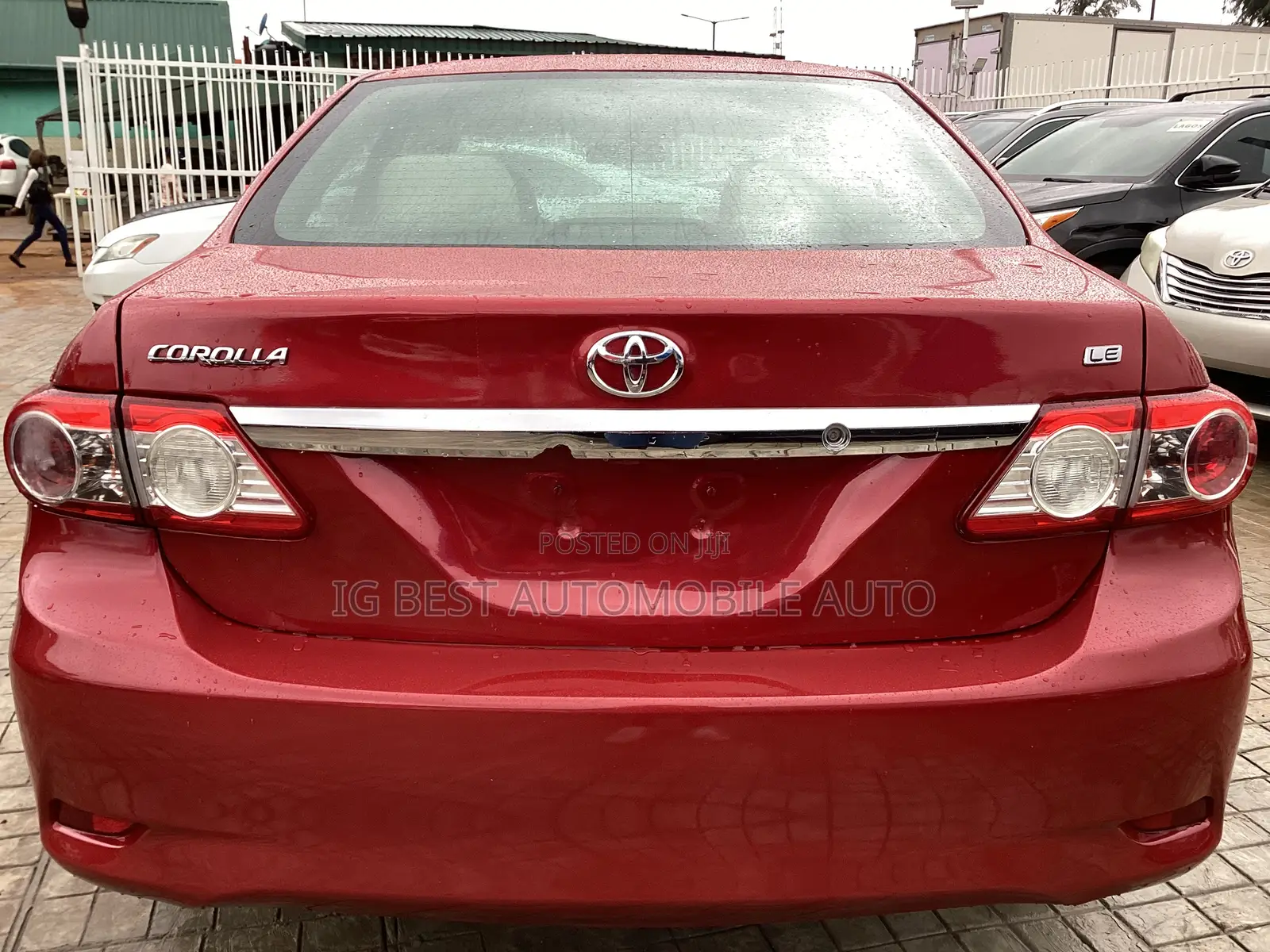 Toyota Corolla LE 4dr Sedan (1.8L 4cyl 4A) 2013 Red