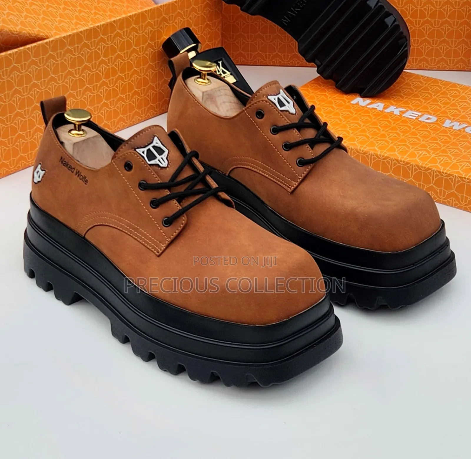 Luxury Naked Wolf Double Sole Lace Square Face Shoe