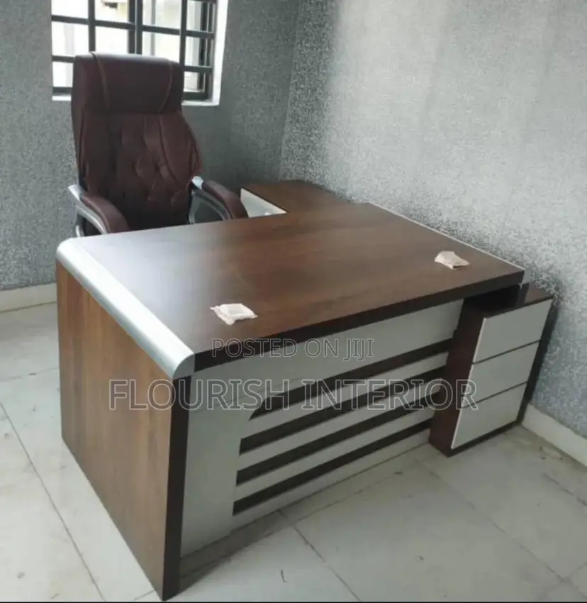 Executive Quality Imported Unique Director Office Table