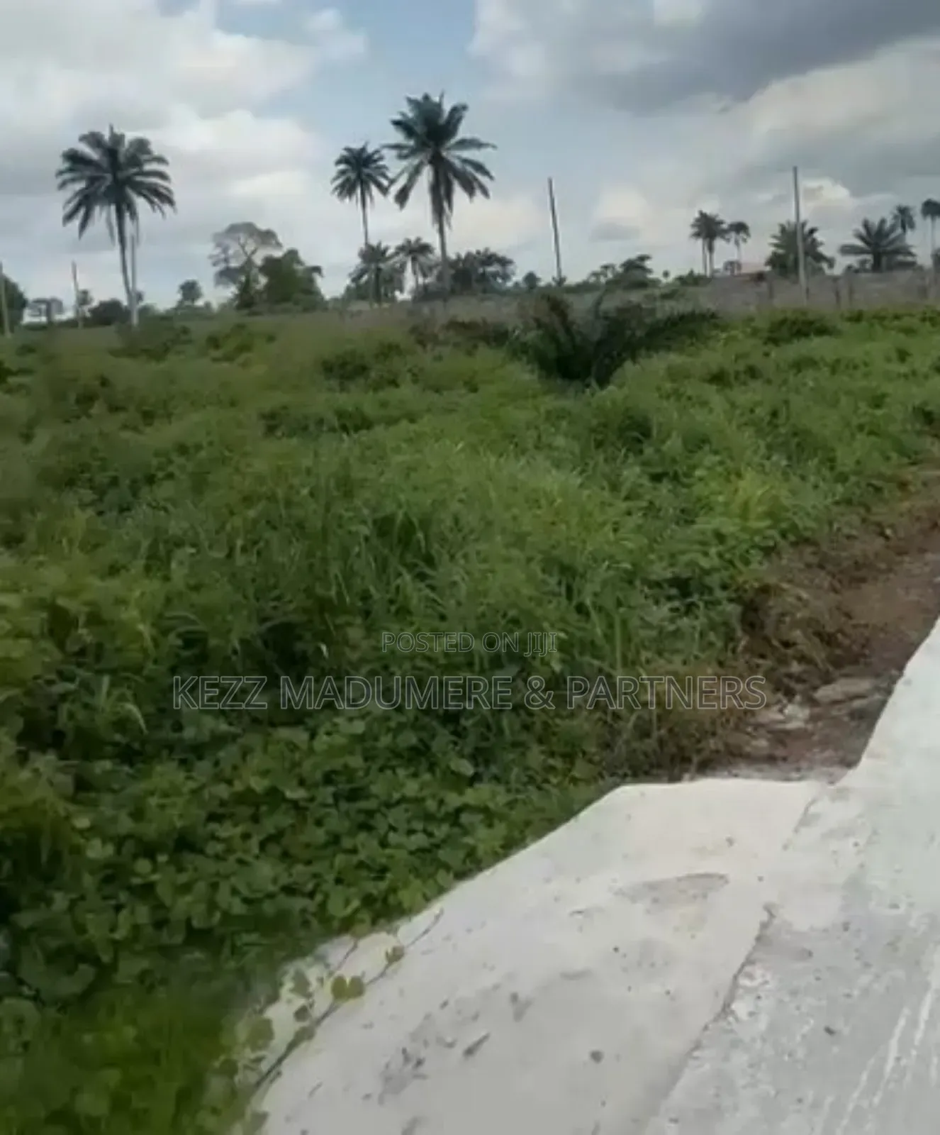 For Sale: 21⁄2 Plots Before Ait on the Major Nta Road, Ph