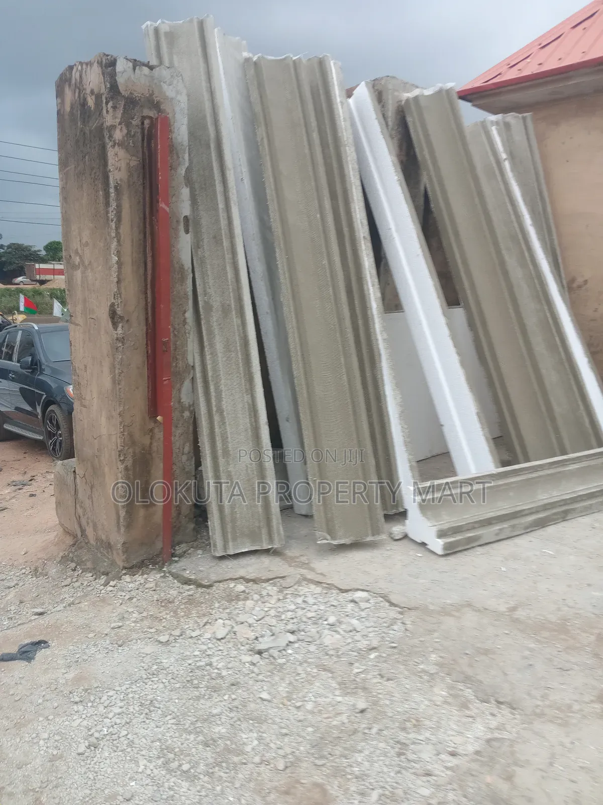 Polystyrene Board and Parapet