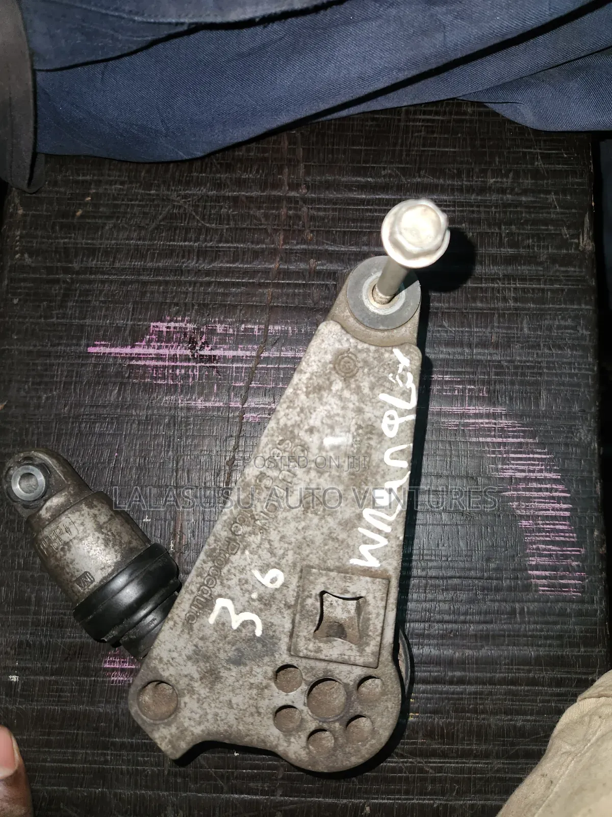 Belt Tensioner Wrangler Jeep 3.6l