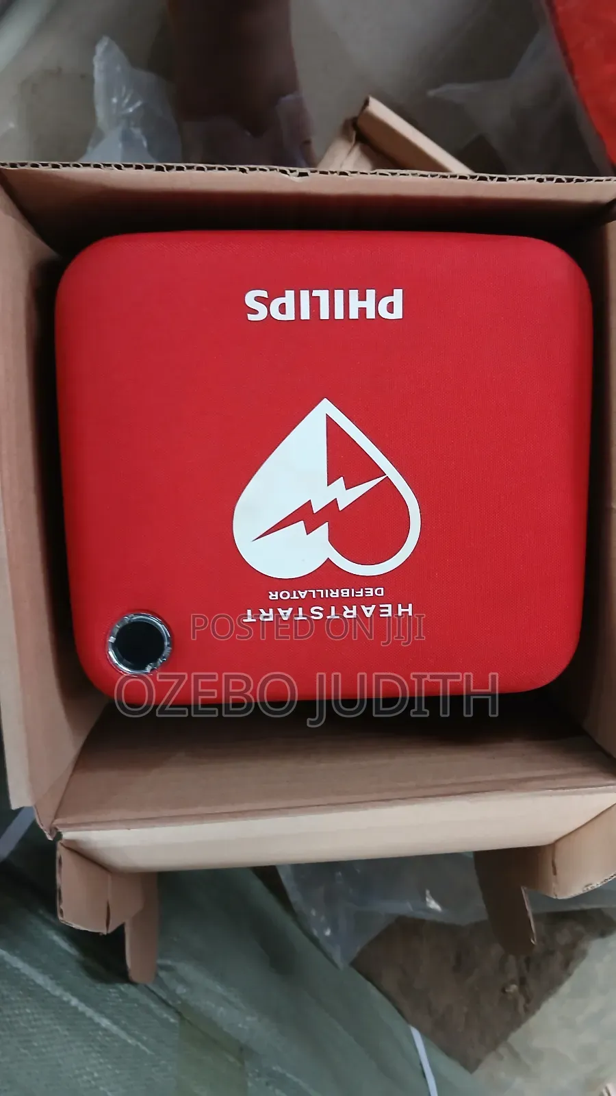 Automated External Defibrillator (Zoll)