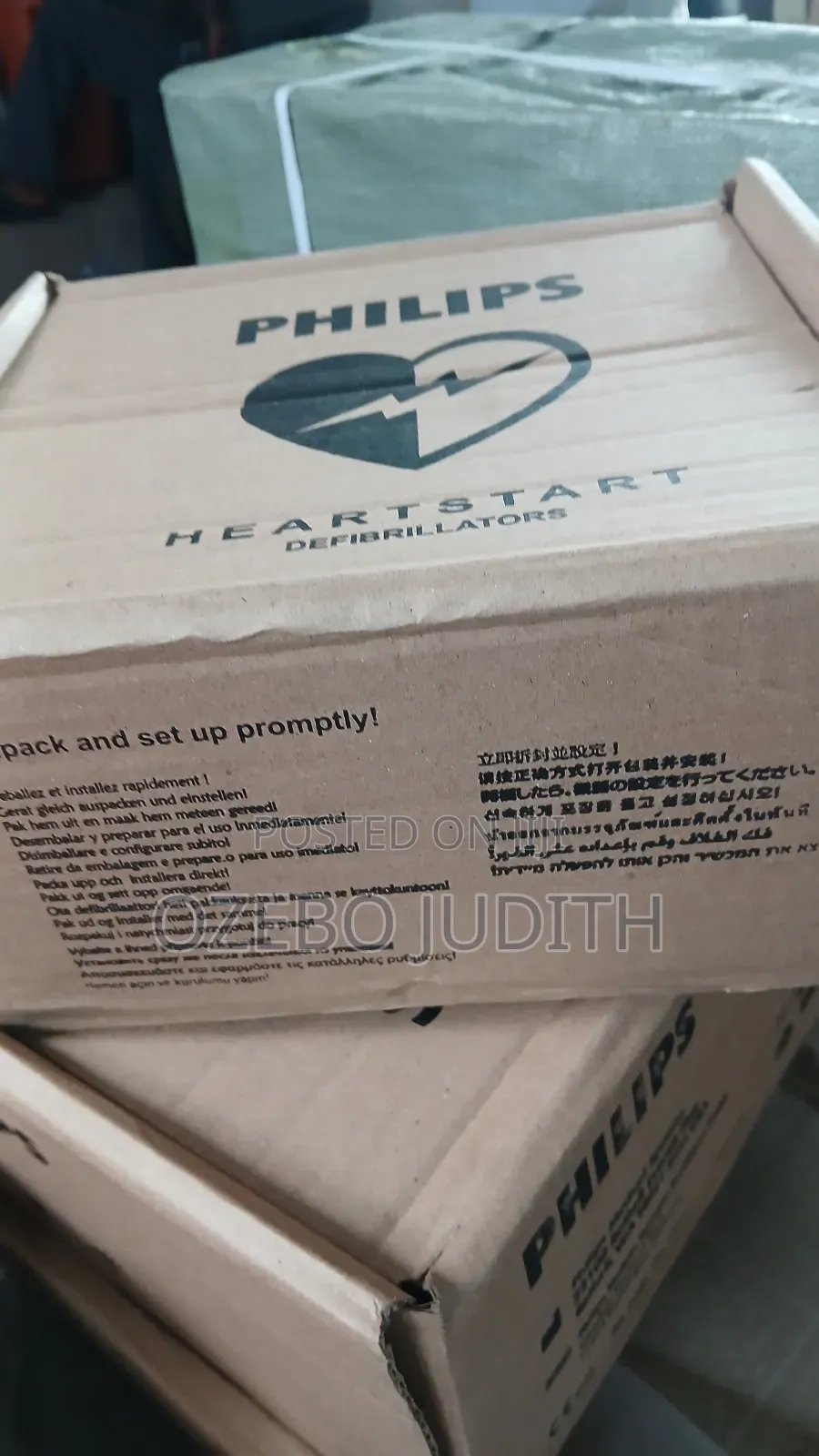 Automated External Defibrillator (Zoll)