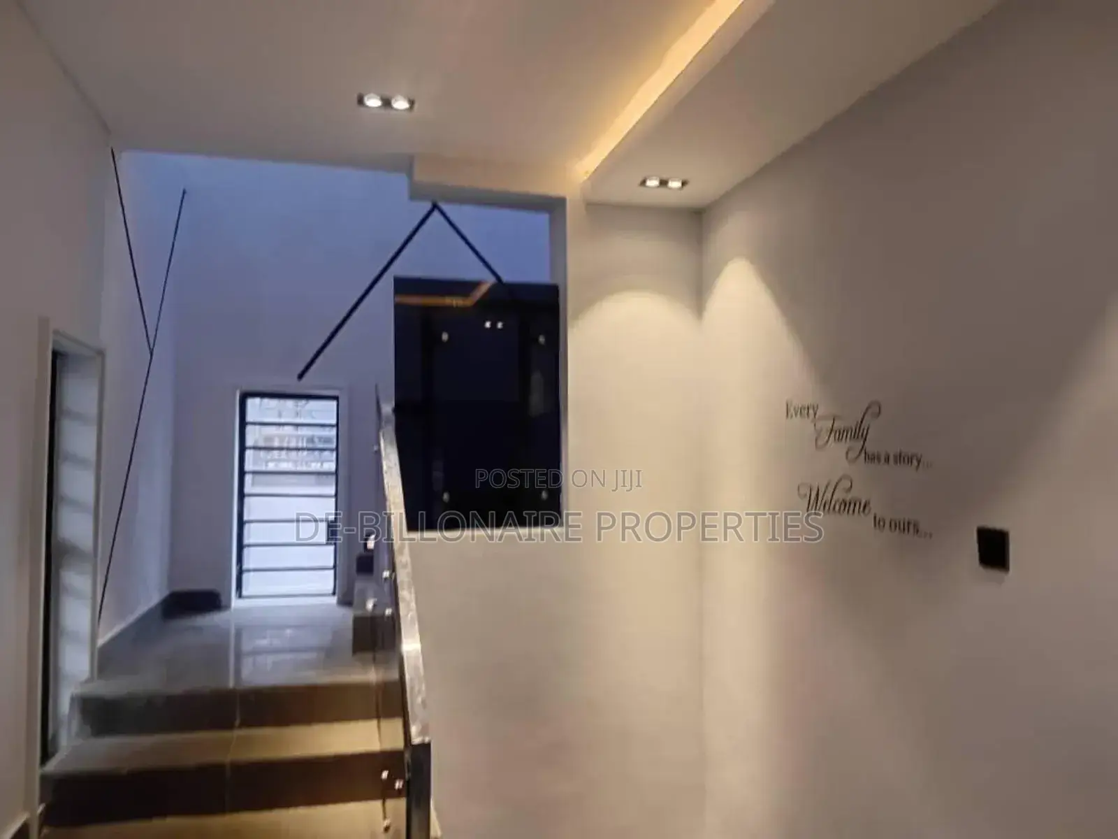 4bdrm Duplex in Owerri for sale