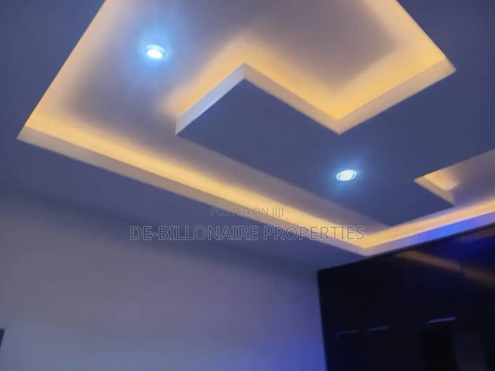 4bdrm Duplex in Owerri for sale