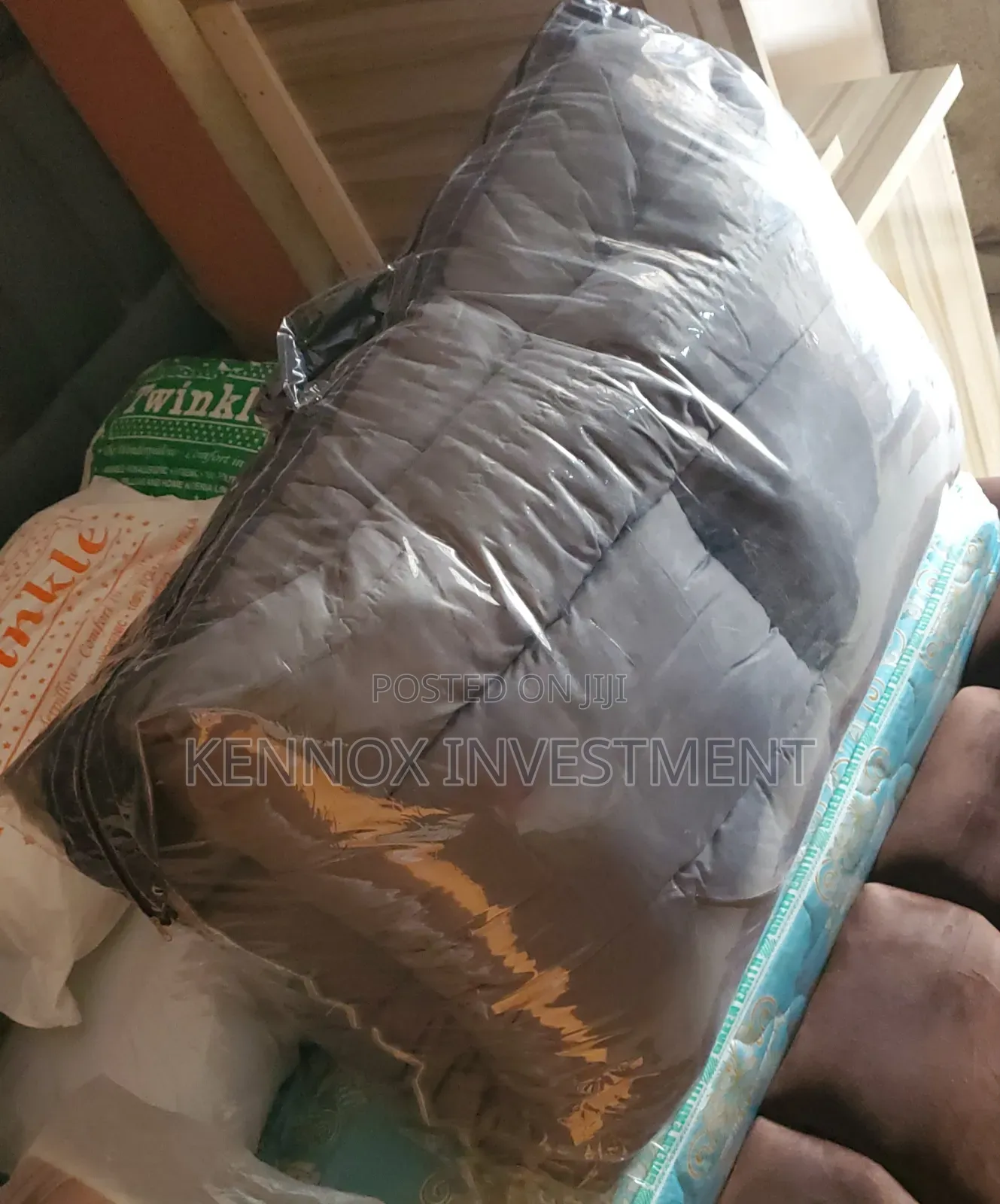 High Quality Super Soft 6 by 6 Bed Topper