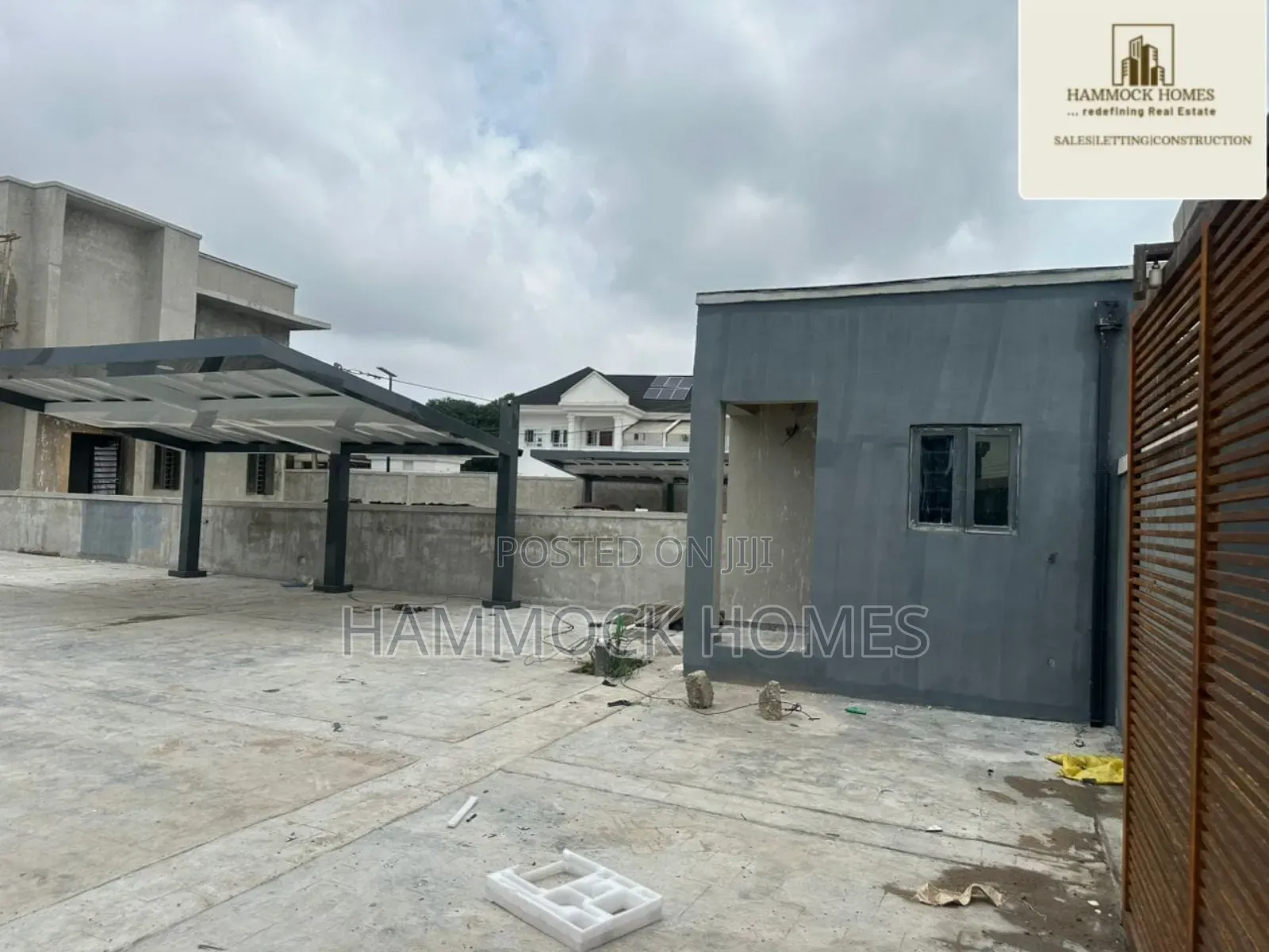 4bdrm Duplex in Aerodrome Gra, Samonda for sale