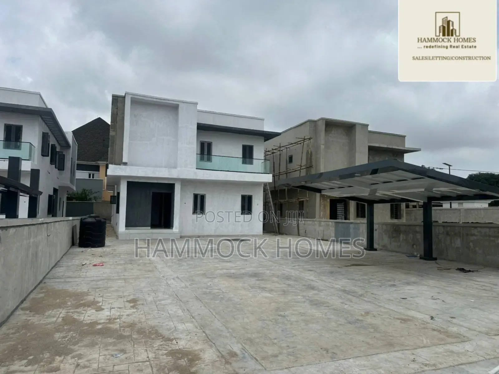 4bdrm Duplex in Aerodrome Gra, Samonda for sale