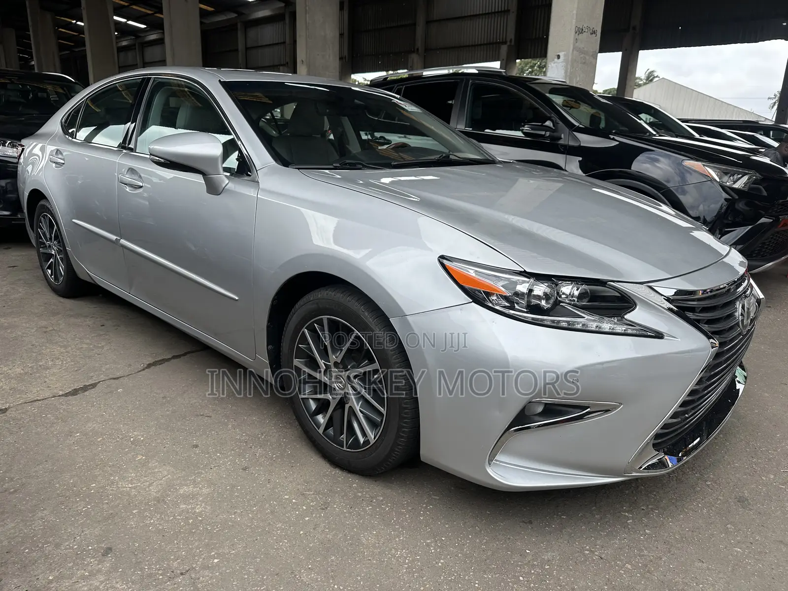 Lexus ES 350 FWD 2016 Silver