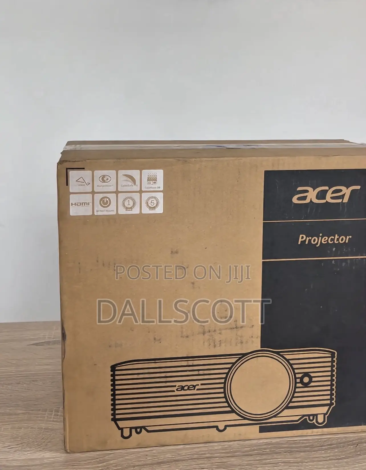 Brand New Acer Projector – Perfect For Office, Church Home Cinema!