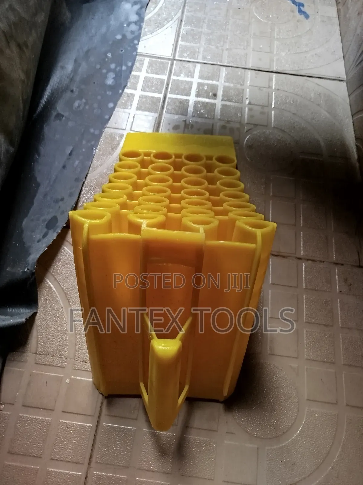 Car Stopper.( Plastic Body.)
