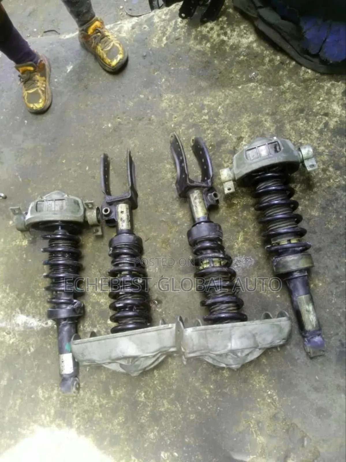 Front and Back Shock for Volkswagen Touareg Porsche Cayenne2004/2005