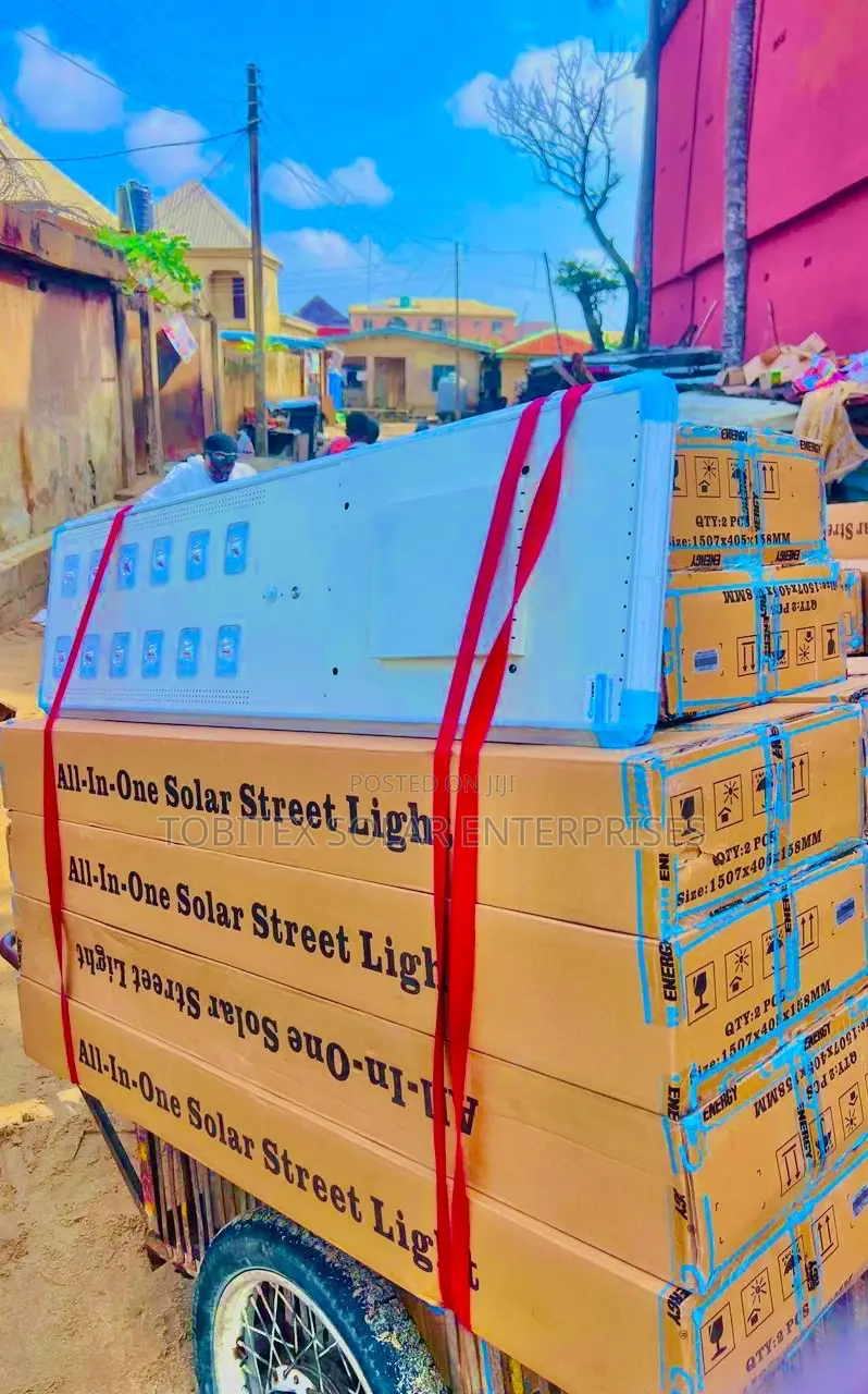 Cworth 100watts Energy Efficiency All in One Street Light