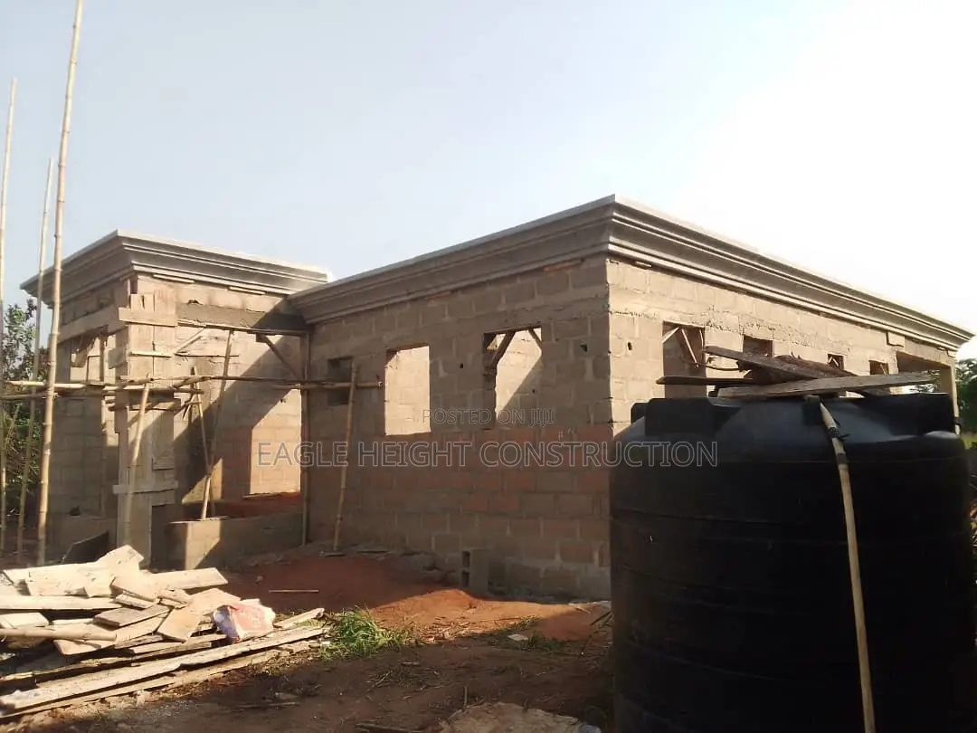 Stylish and Strong Eps Parapet Designs