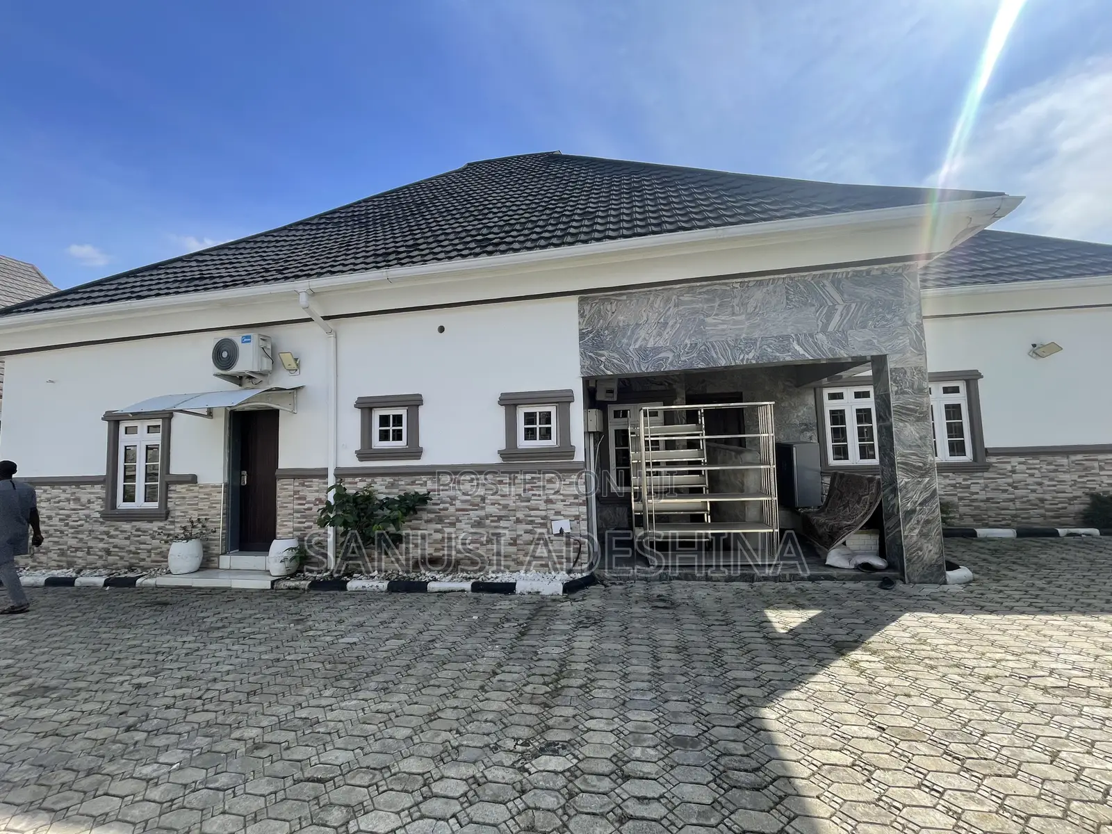 5bdrm Bungalow in Gwarimpa Estate By, Gwarinpa for sale
