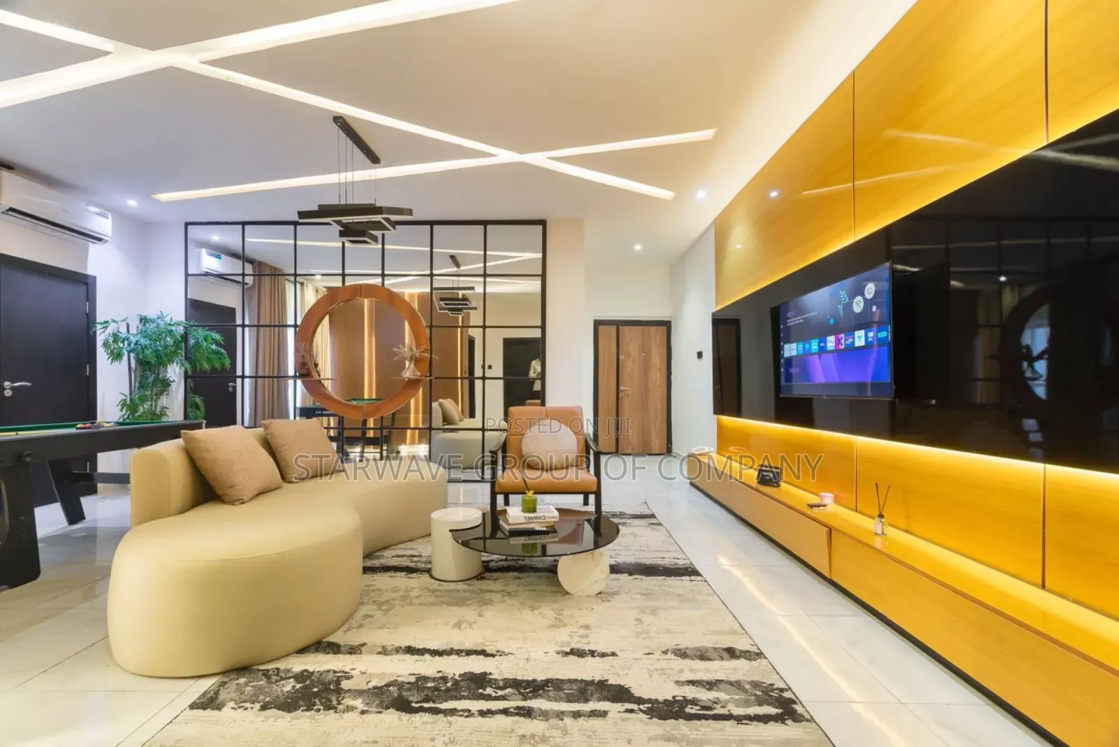 Cozy Two Bedroom Apartment With Snooker and Balcony