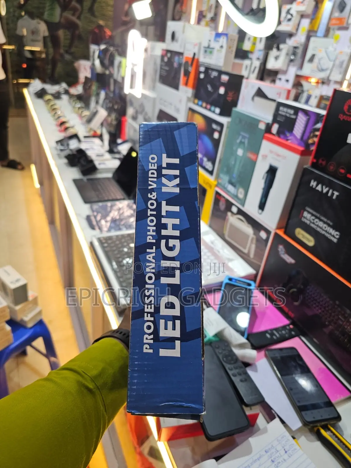 Led 680 Professional Photo Video Kit