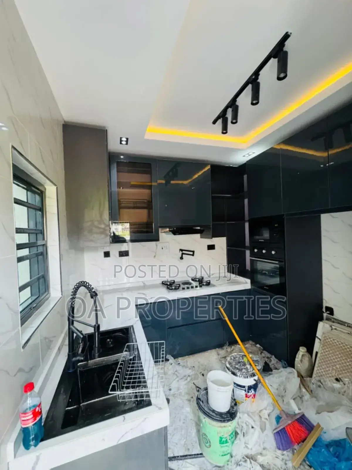 2bdrm Duplex in Carlton Gate Estate for sale
