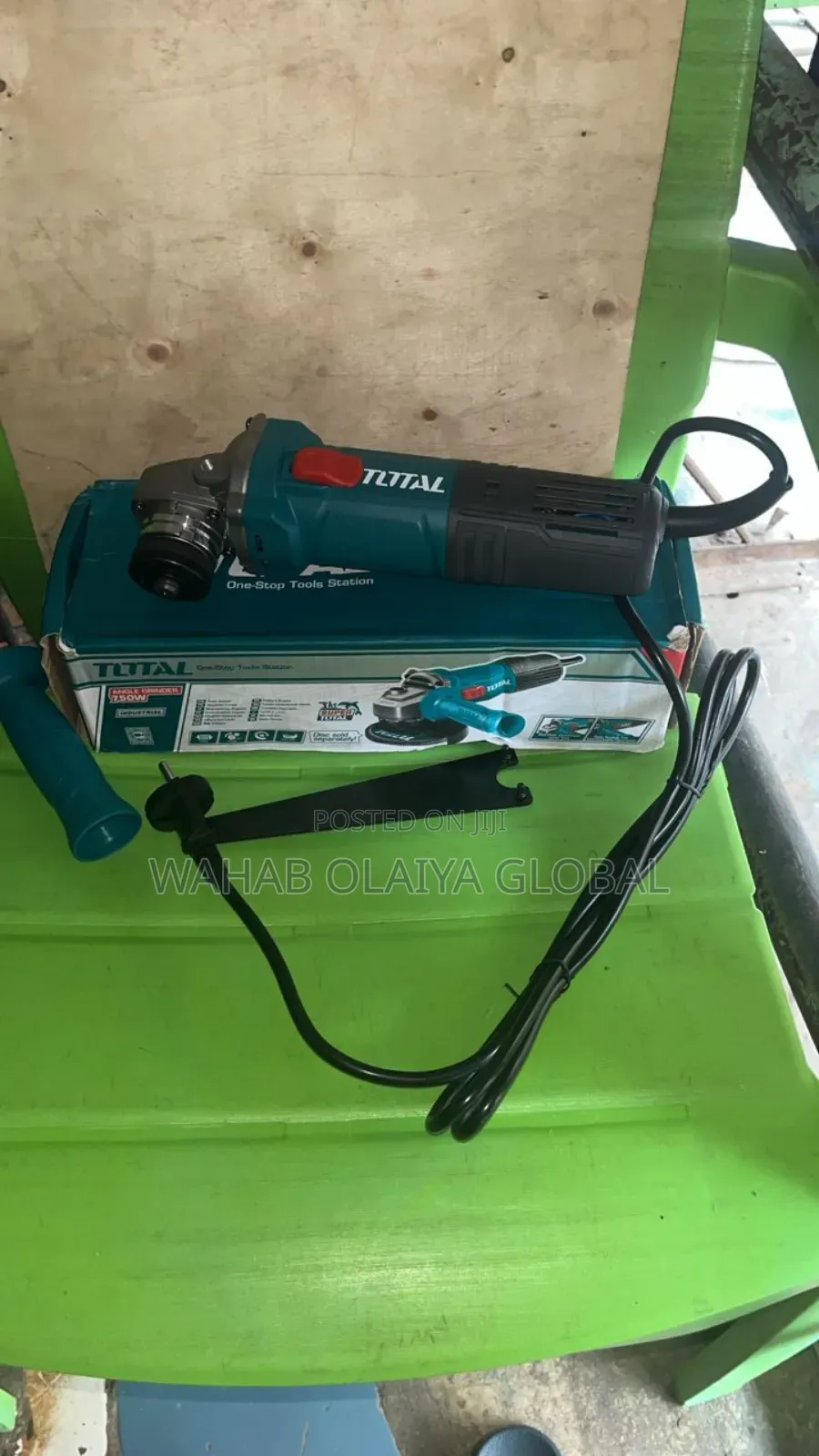 Total Angle Grinder 750w – Compact Reliable Power Tool