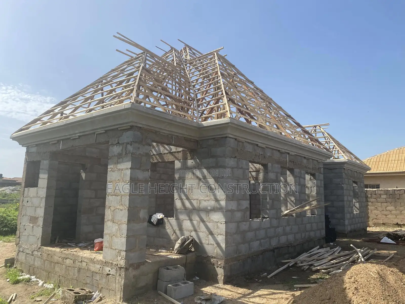 Upgrade Your Roofing Edge With Eps Parapet Designs
