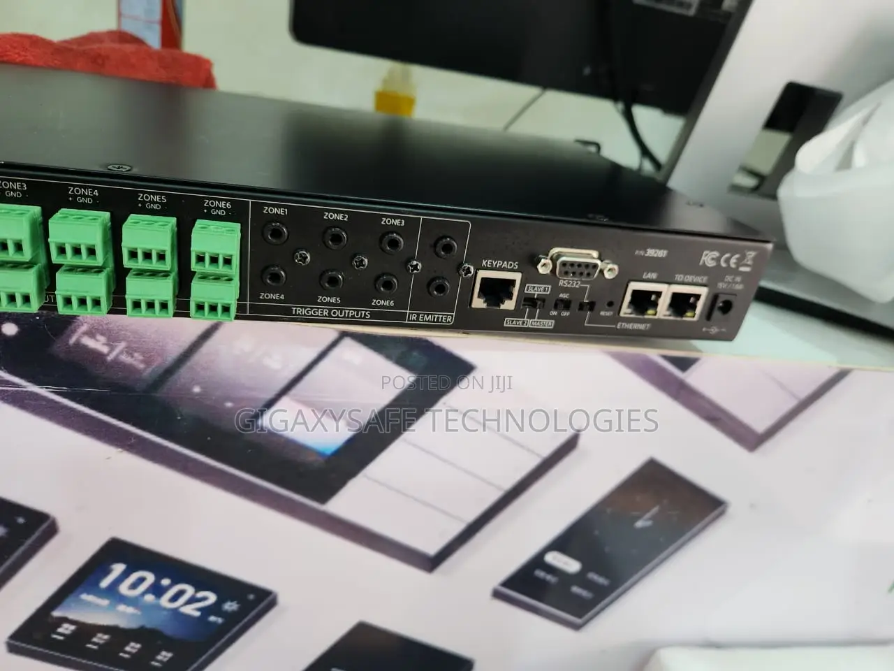 Monoprice 6 Zone Home Audio Passive Multizone Controller Preamp Kit,