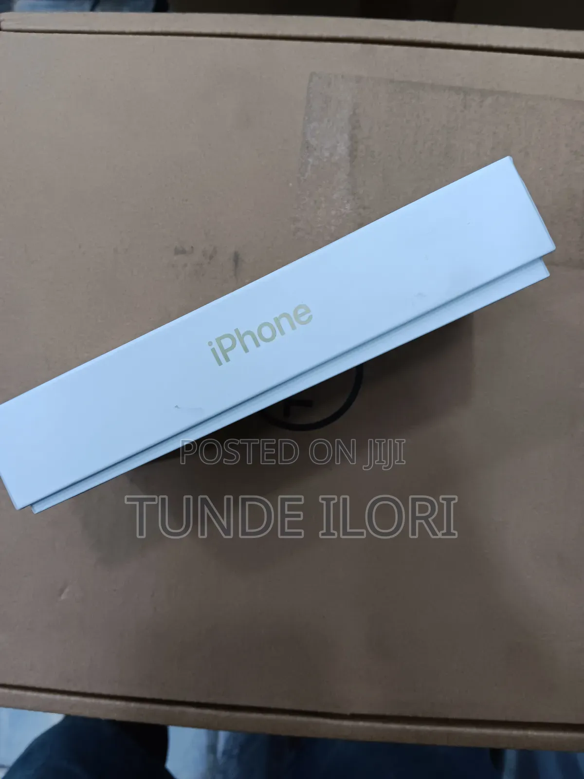 New Apple iPhone 16 Pro Max 256 GB Gold