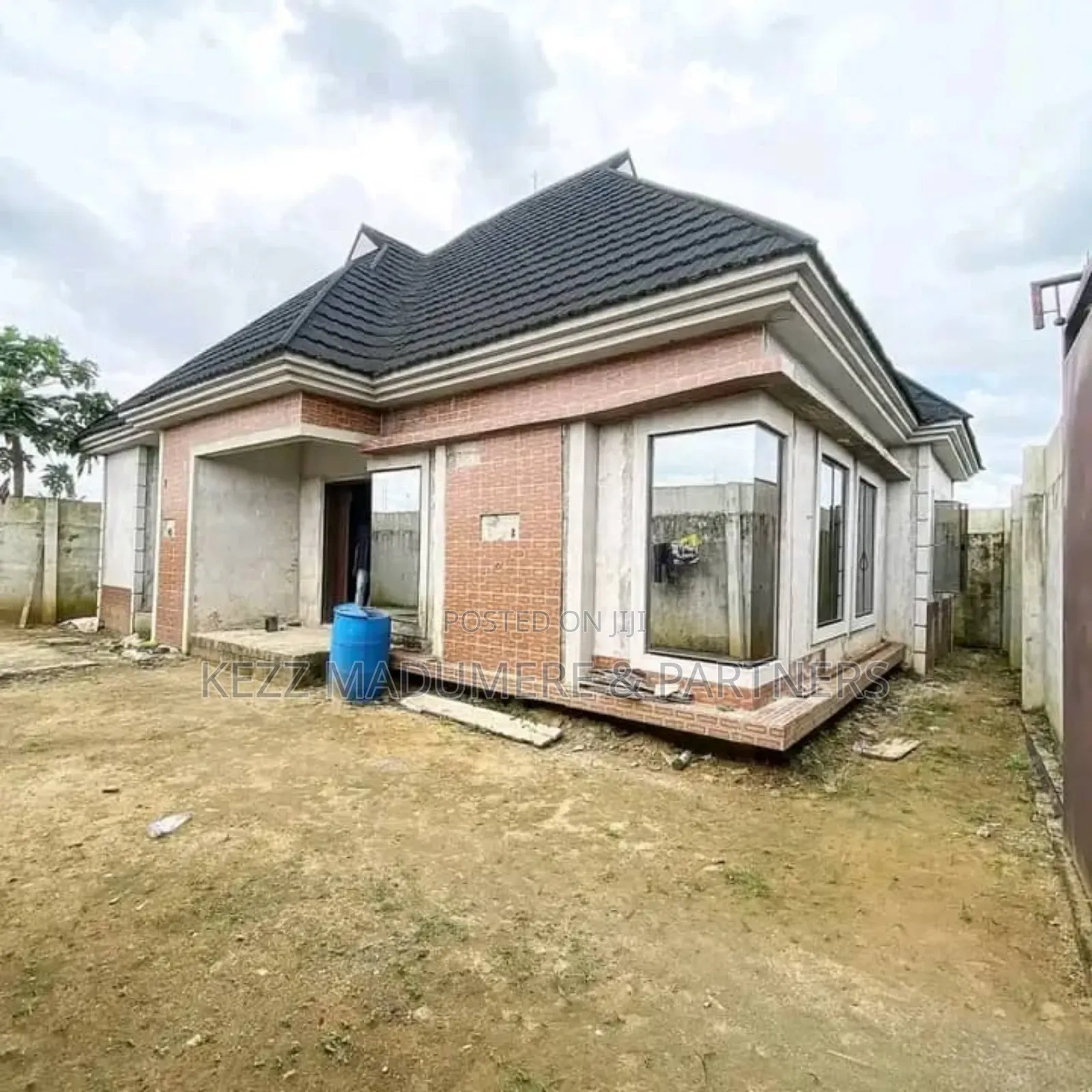 Furnished 3bdrm Bungalow in Elimbu , Port for sale