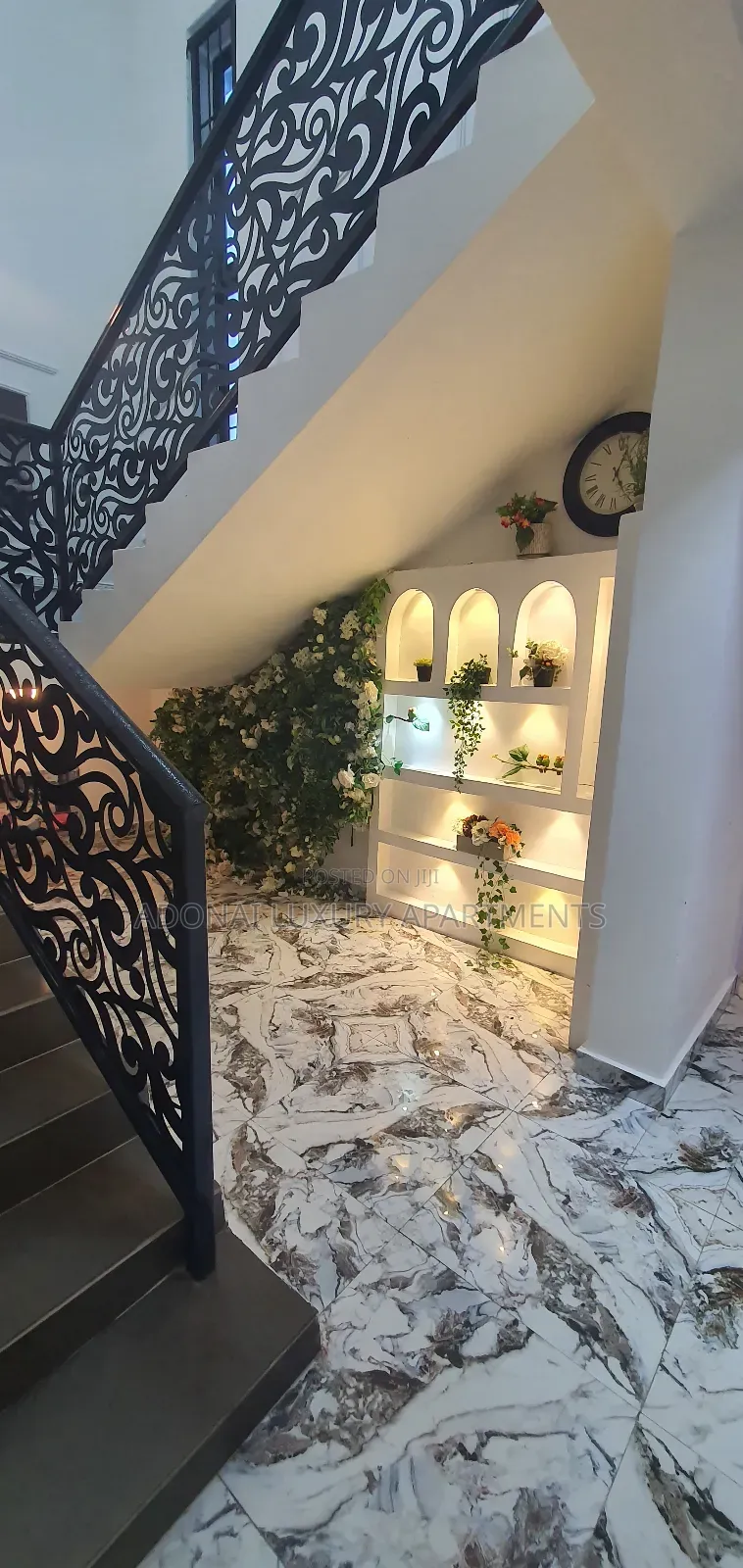 Luxury 3 Bedrooms Oakwood Service Apartment on Peter Odili Rd. Phc.