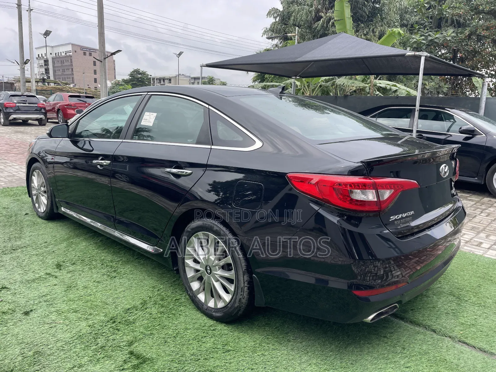 Hyundai Sonata Limited w/Brown Leather 4dr Sedan (2.4L 4cyl 6A) 2015