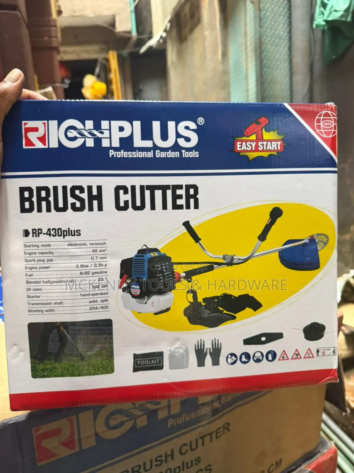 Richplus Rp-430plus Brush Cutter, a Gasoline-Powered Garden Tool