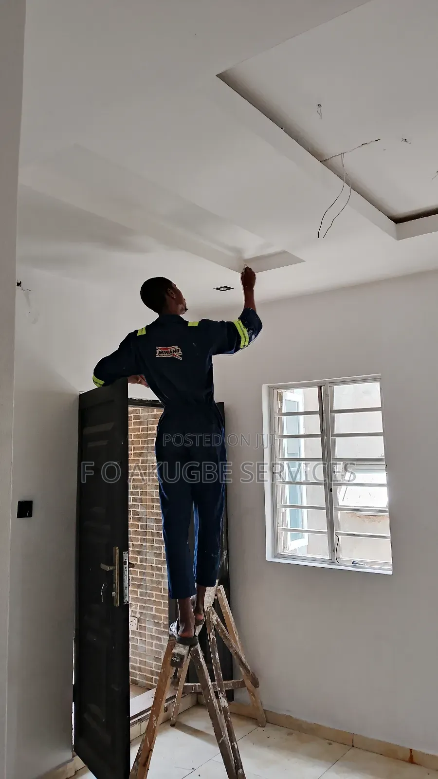 Professional House Painter and Screeder