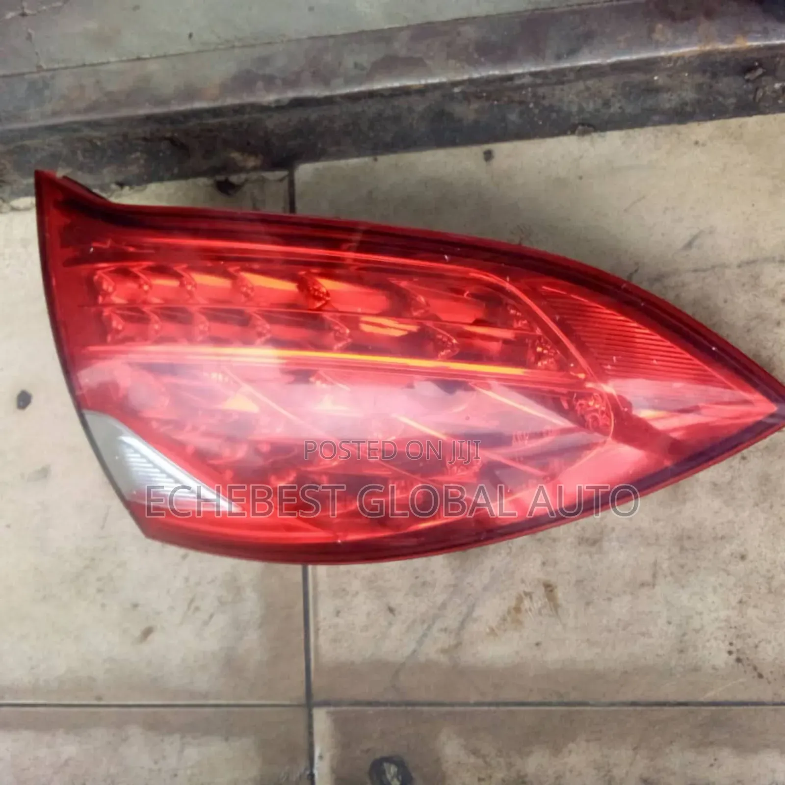 Sets of Real Light for Porsche Cayenne 2013 Model